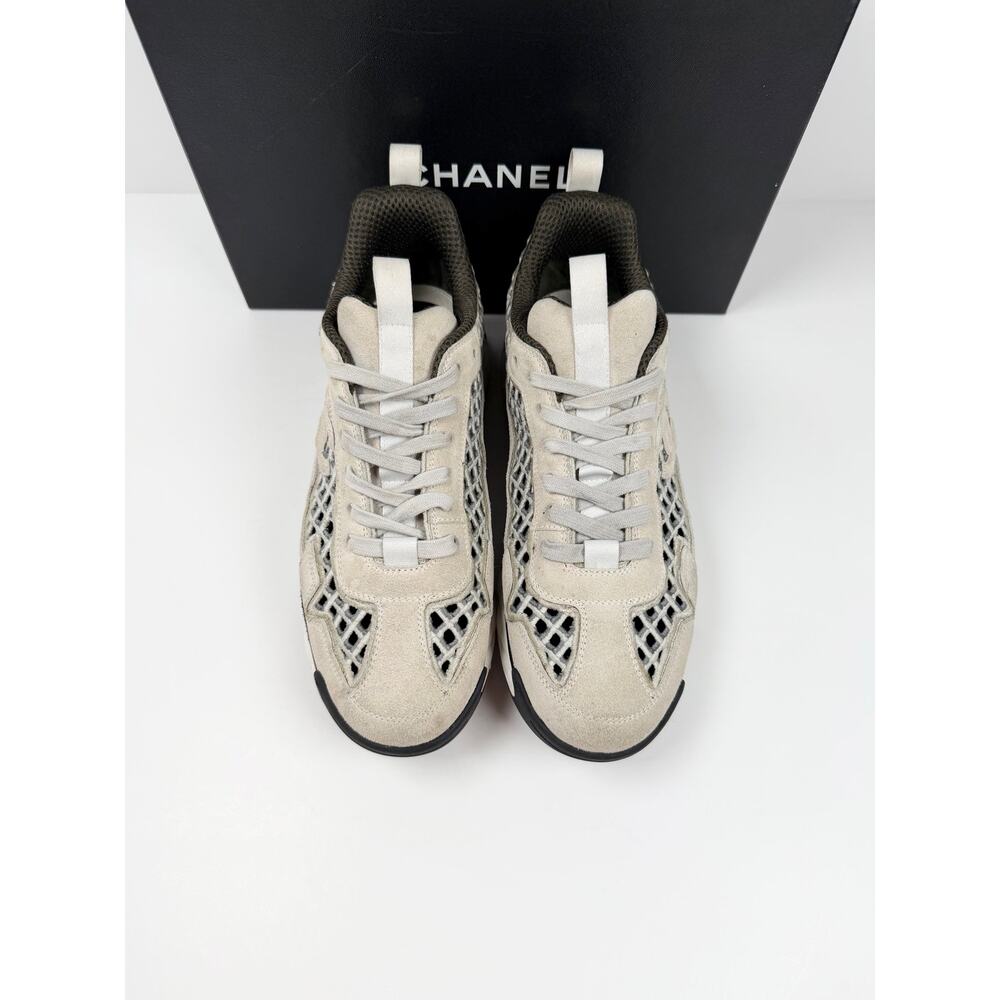 Size 42EU/9US - Chanel Interlocking CC Sneakers - Picture 3 of 9